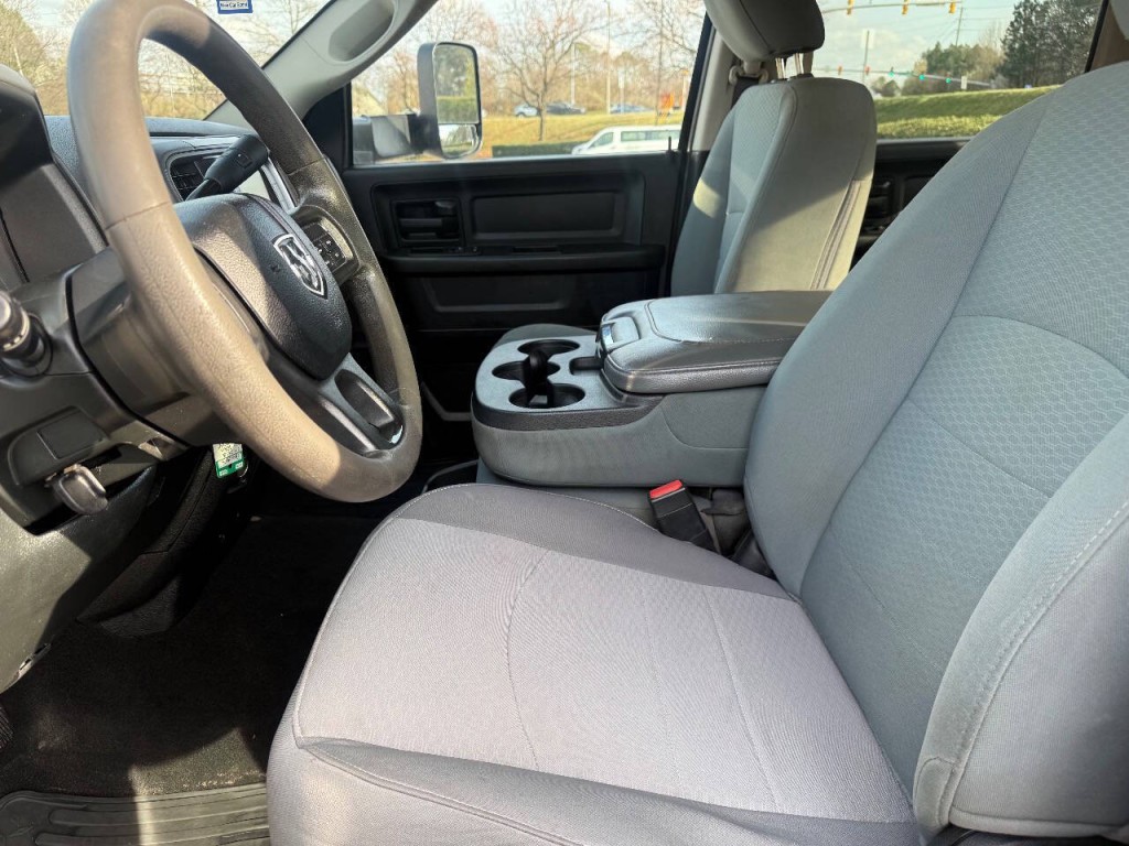 2018 RAM 2500 Image 6