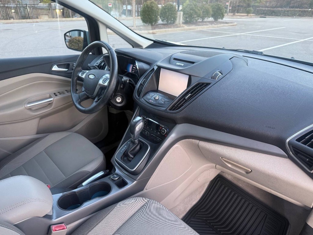 2013 Ford C-Max Image 10