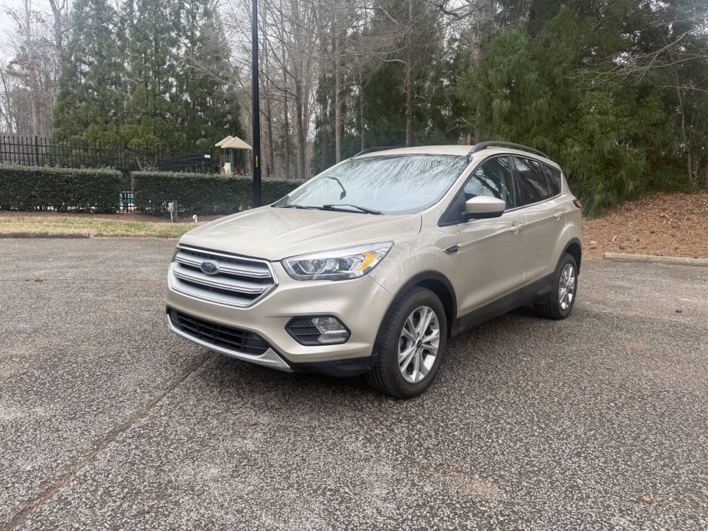2018 Ford Escape Image 1