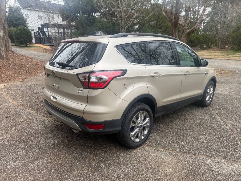 2018 Ford Escape Image 4