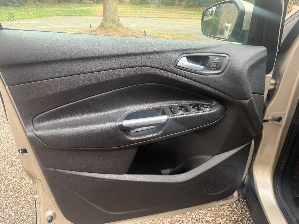 2018 Ford Escape Image 10