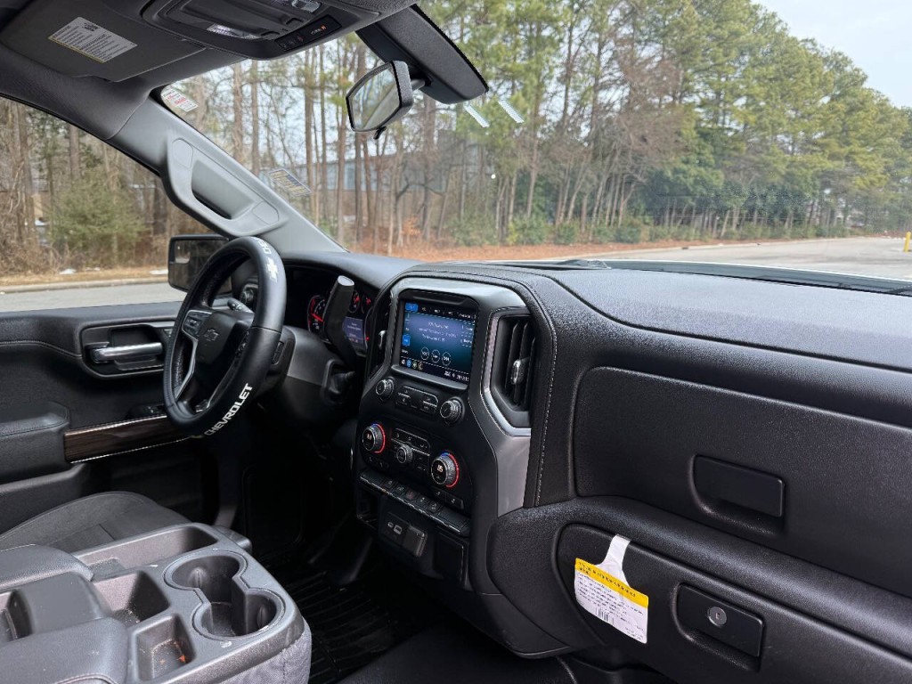 2019 Chevrolet Silverado 1500 Image 11