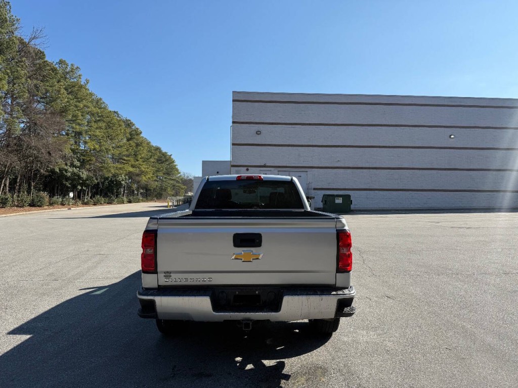 2017 Chevrolet Silverado 1500 Image 8