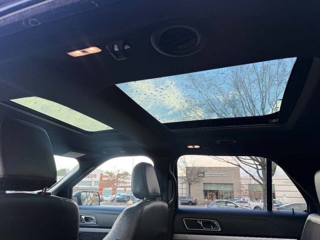 2018 Ford Explorer Image 13