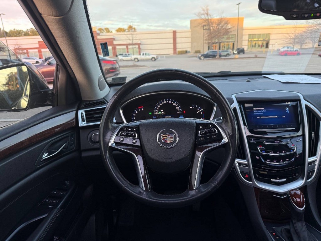 2016 Cadillac SRX Image 11