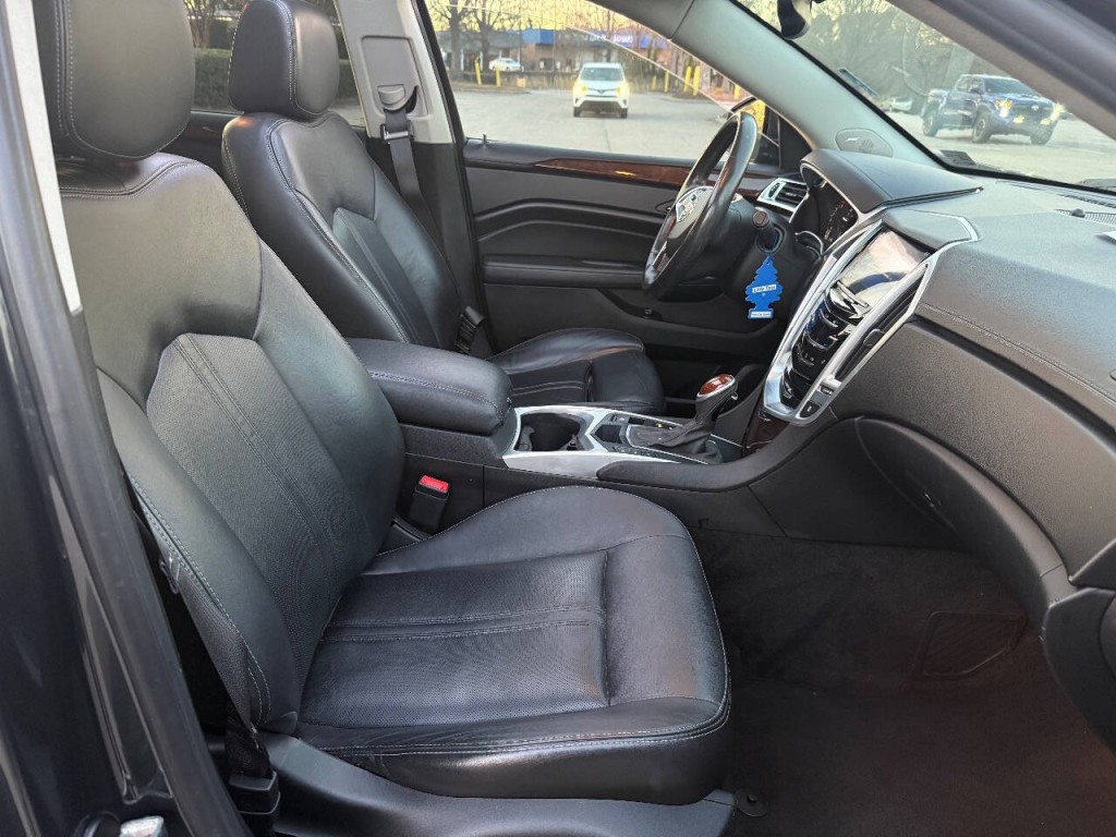 2016 Cadillac SRX Image 19