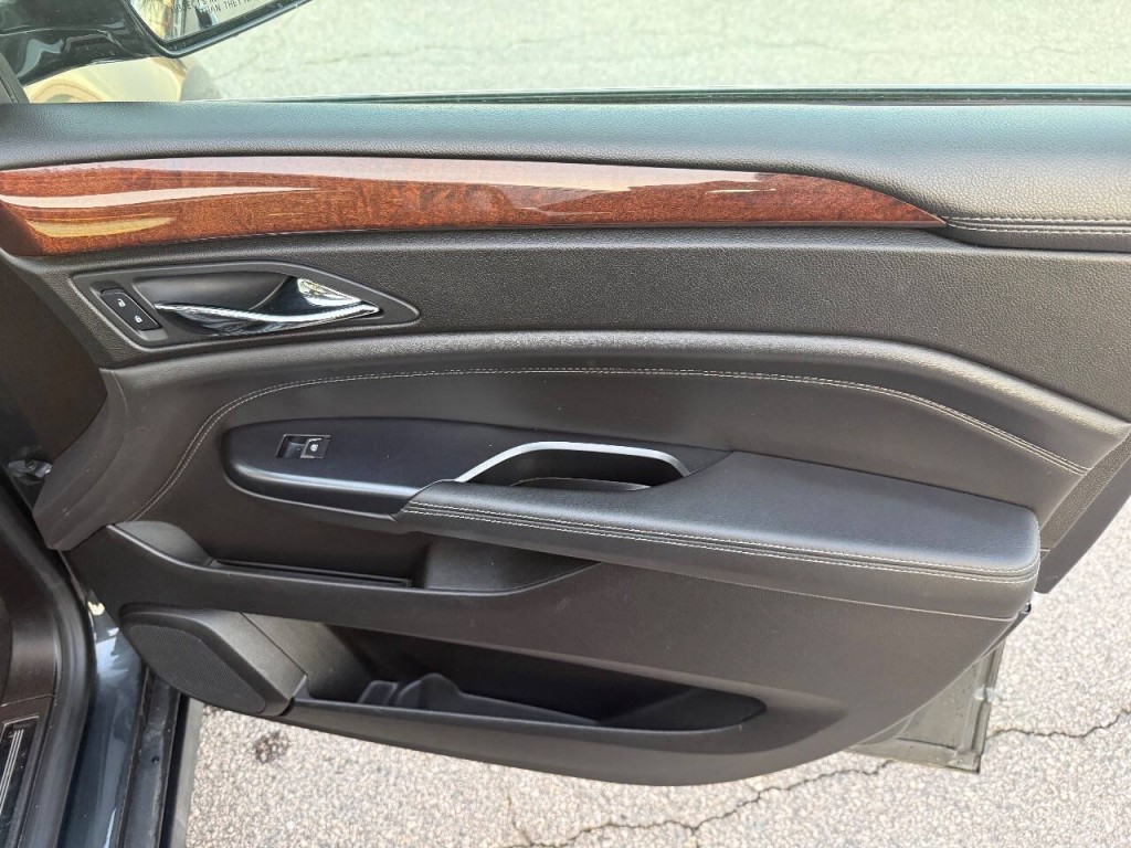 2016 Cadillac SRX Image 20