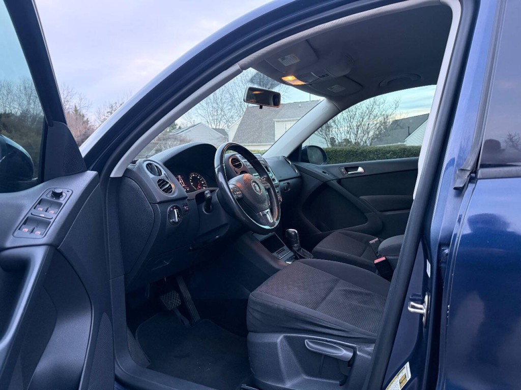 2013 Volkswagen Tiguan Image 9