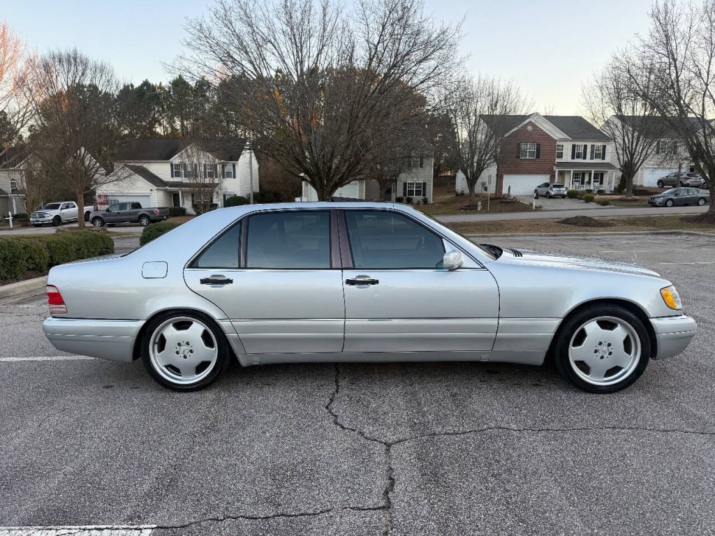 1999 Mercedes-Benz S-Class Image 3