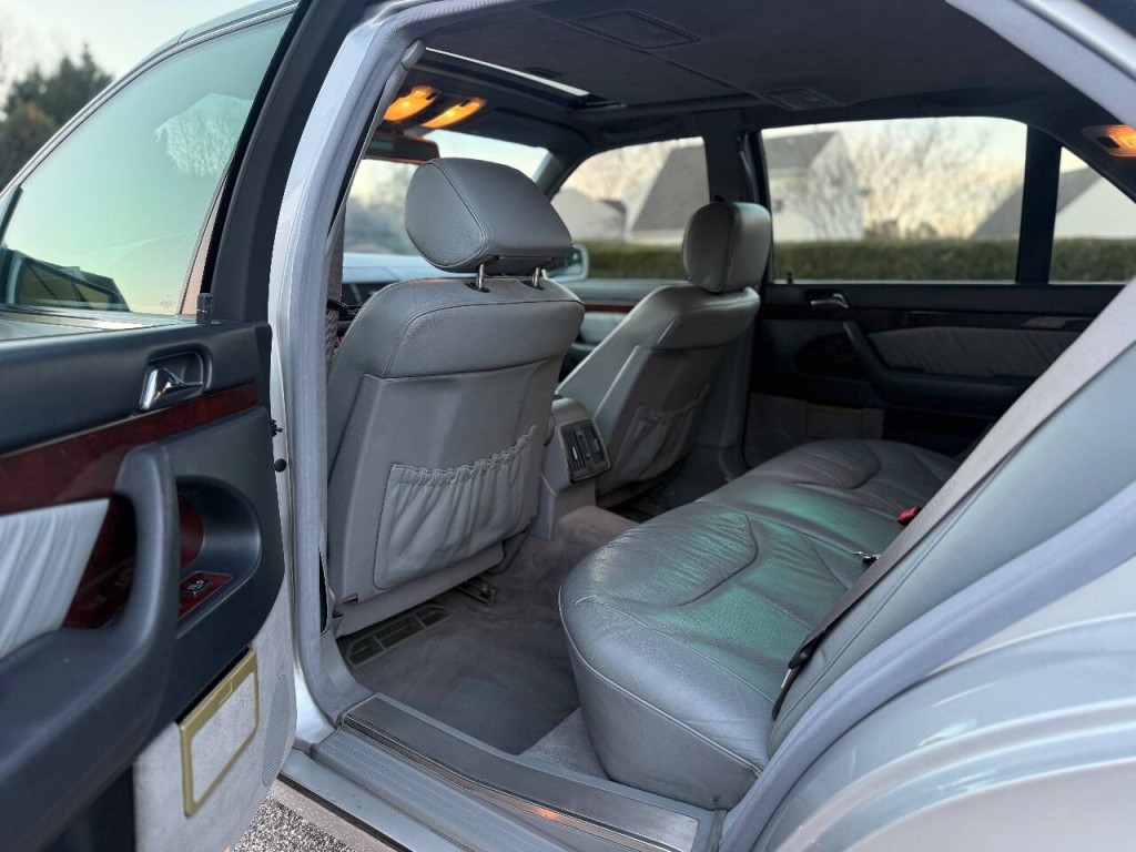 1999 Mercedes-Benz S-Class Image 13