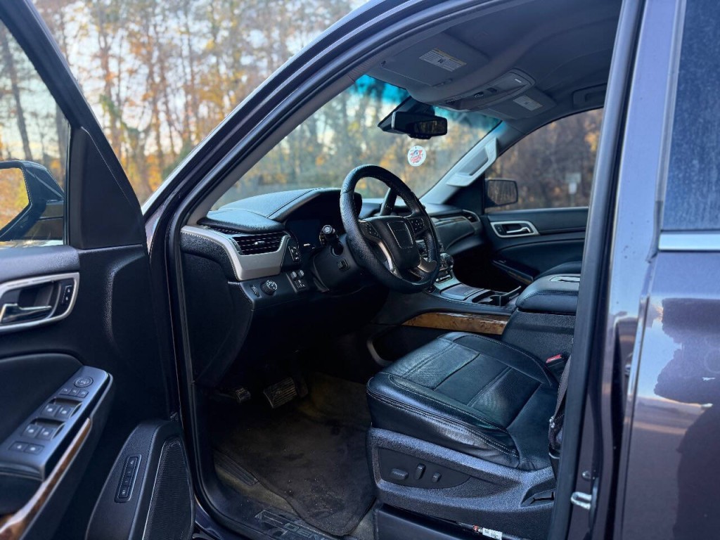 2015 GMC Yukon Image 11