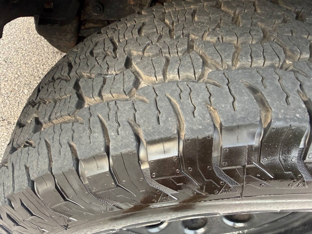 2004 Chevrolet Silverado 1500 Image 9