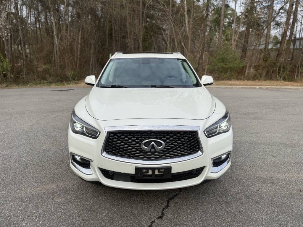 2017 INFINITI QX60 Image 2
