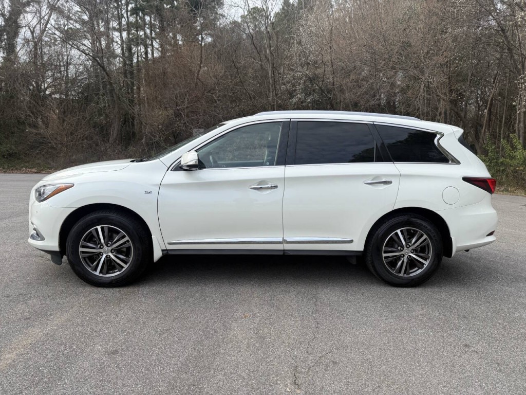 2017 INFINITI QX60 Image 5