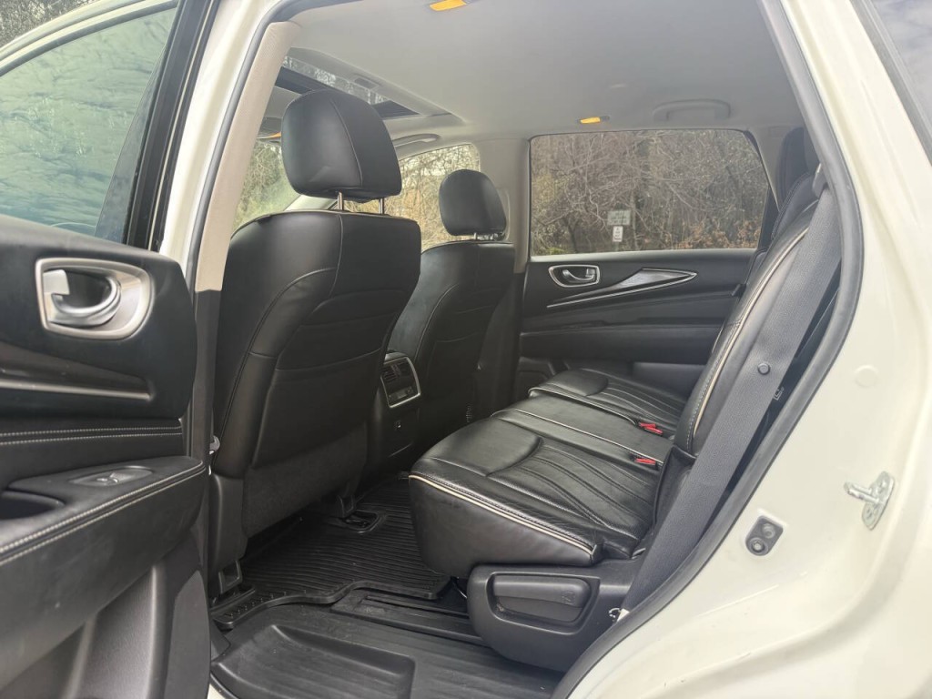 2017 INFINITI QX60 Image 16