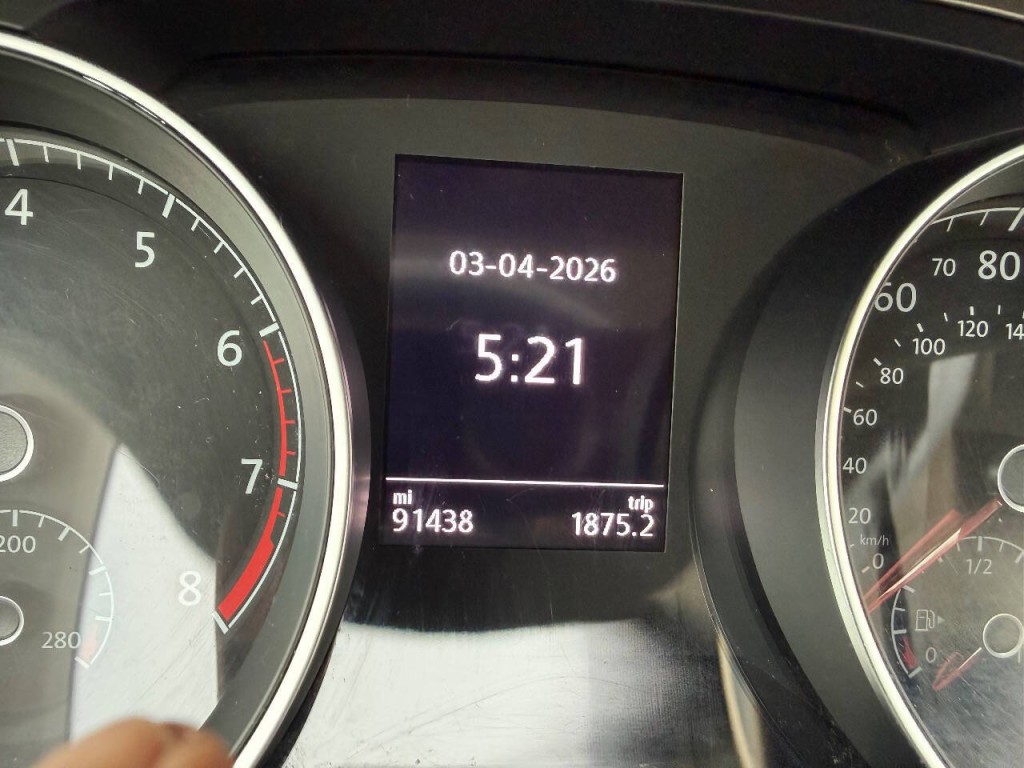 2016 Volkswagen Golf Image 14