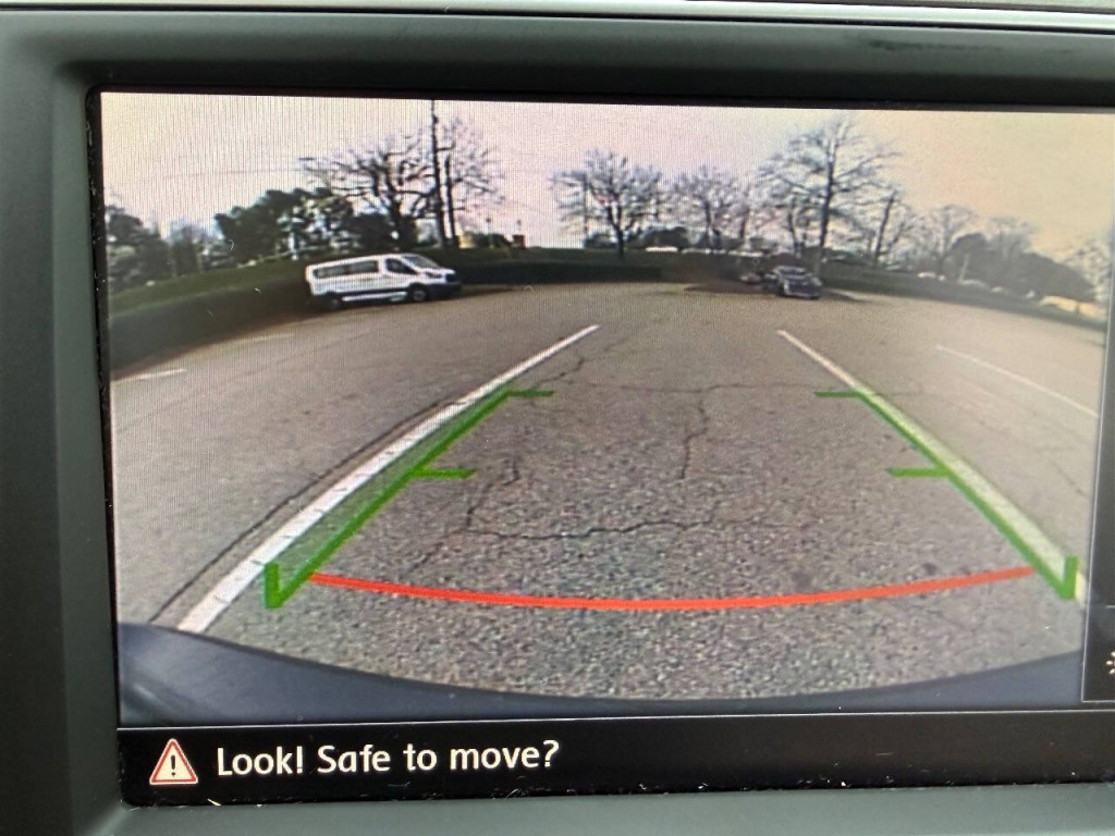 2016 Volkswagen Golf Image 16