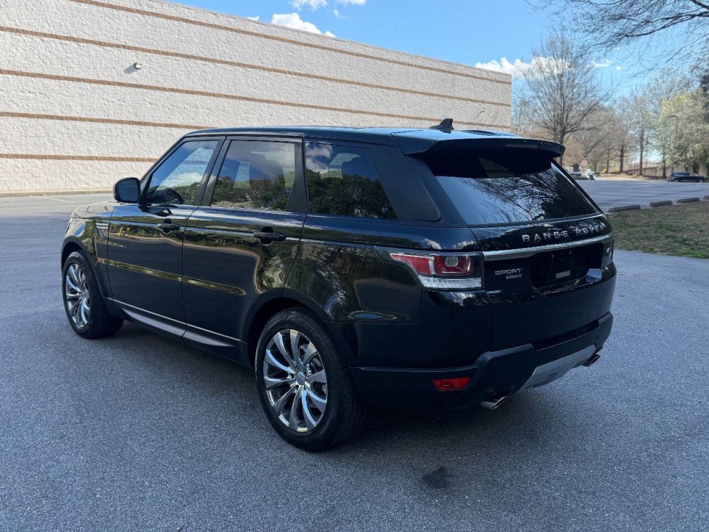 2015 Land Rover Range Rover Sport Image 4