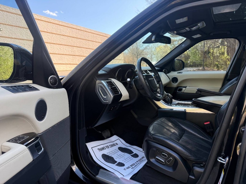 2015 Land Rover Range Rover Sport Image 11