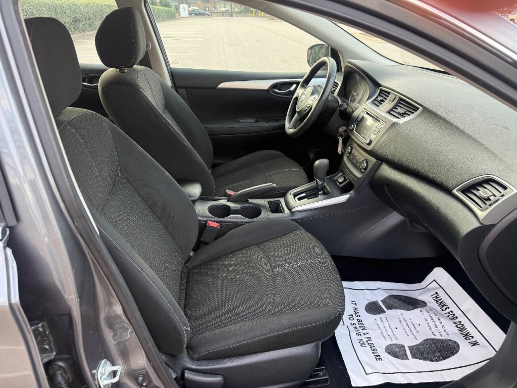 2018 Nissan Sentra Image 12