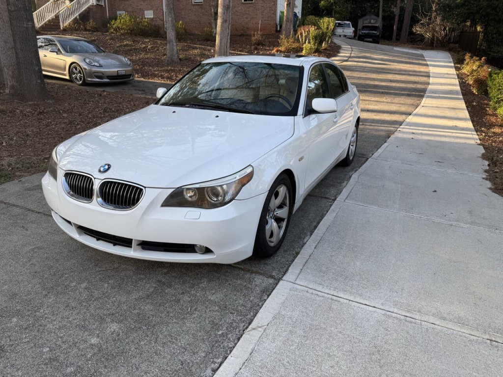 2007 BMW 5 Series Image 1