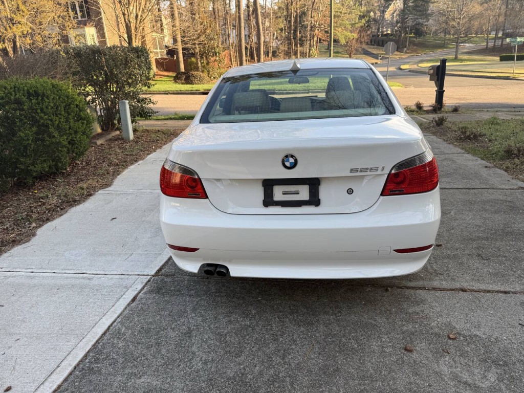 2007 BMW 5 Series Image 4