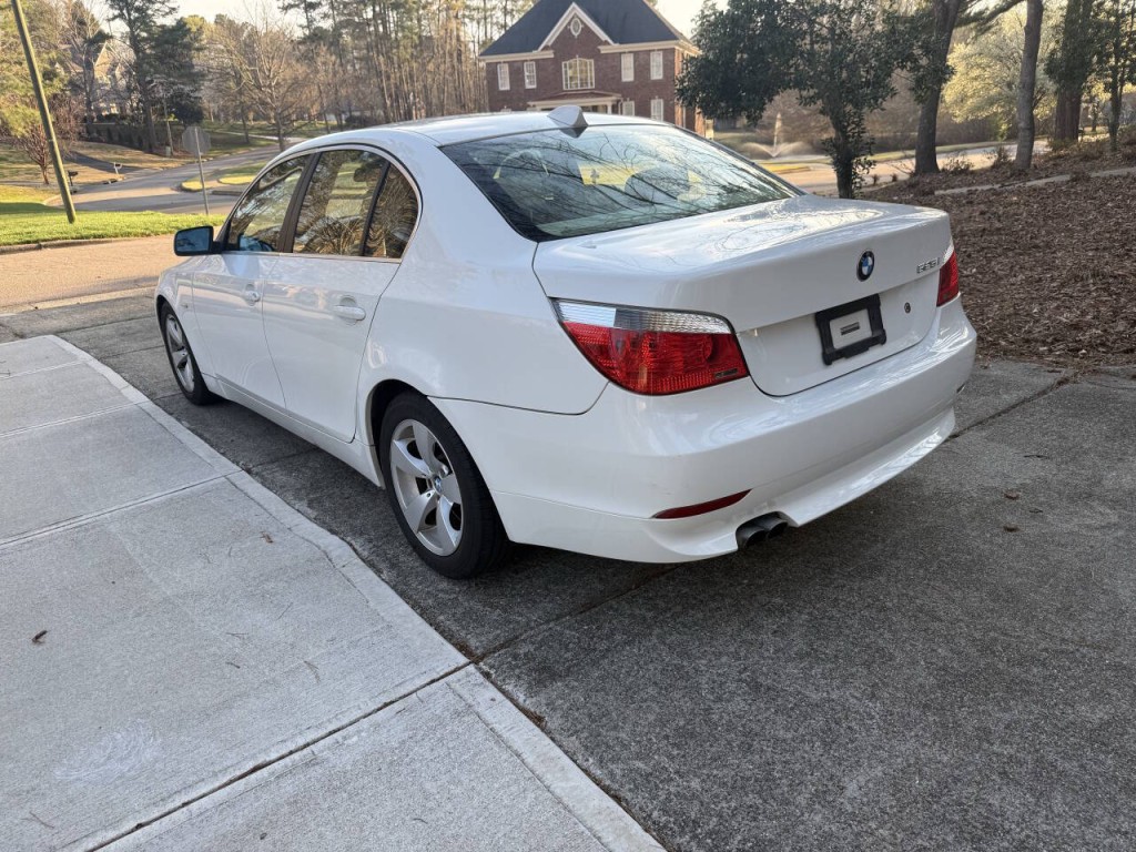 2007 BMW 5 Series Image 8