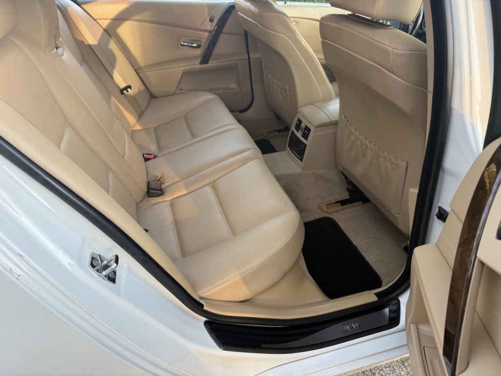 2007 BMW 5 Series Image 13