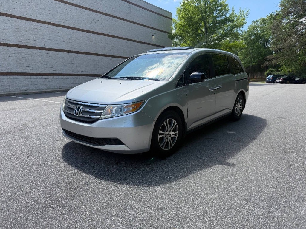 2011 Honda Odyssey Image 1