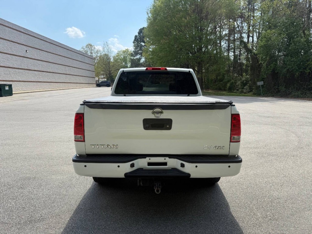 2013 Nissan Titan Image 7