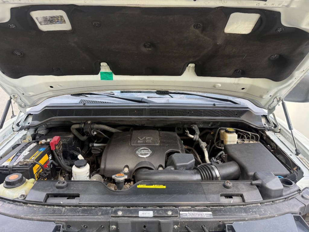 2013 Nissan Titan Image 19