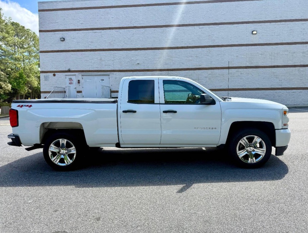 2019 Chevrolet Silverado 1500 Image 6