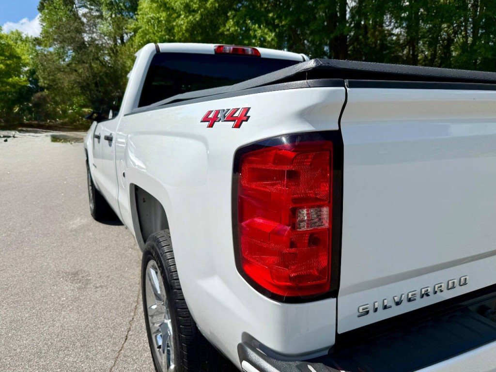 2019 Chevrolet Silverado 1500 Image 8
