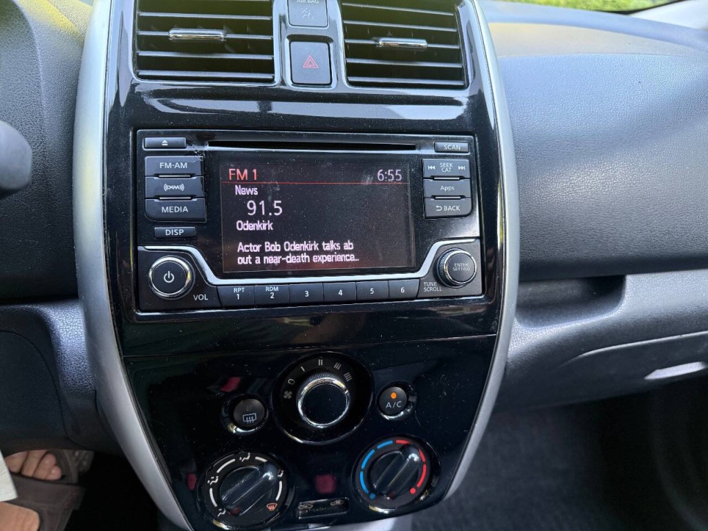 2015 Nissan Versa Image 14