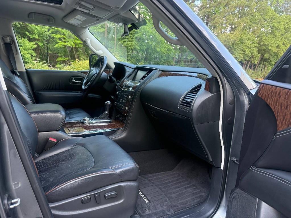 2018 Nissan Armada Image 10