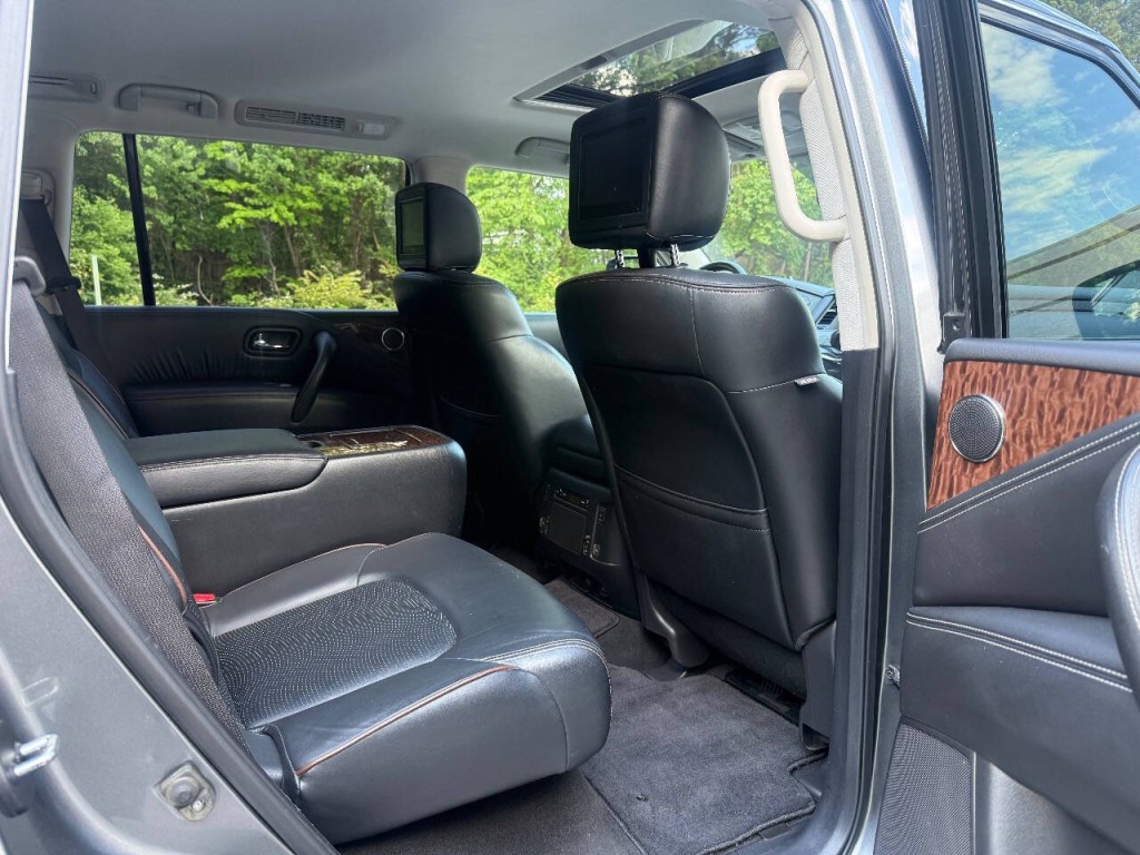 2018 Nissan Armada Image 13