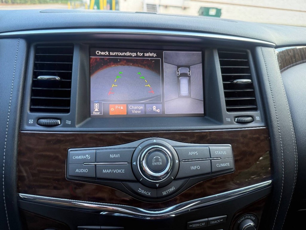 2018 Nissan Armada Image 20