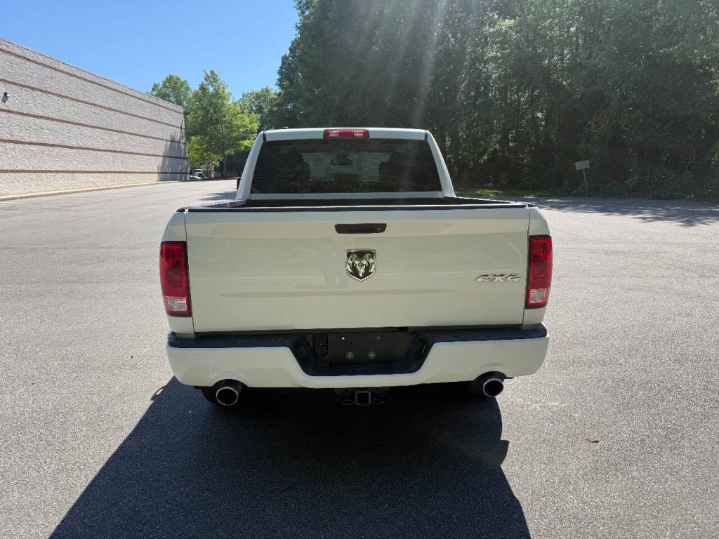 2016 RAM 1500 Image 6