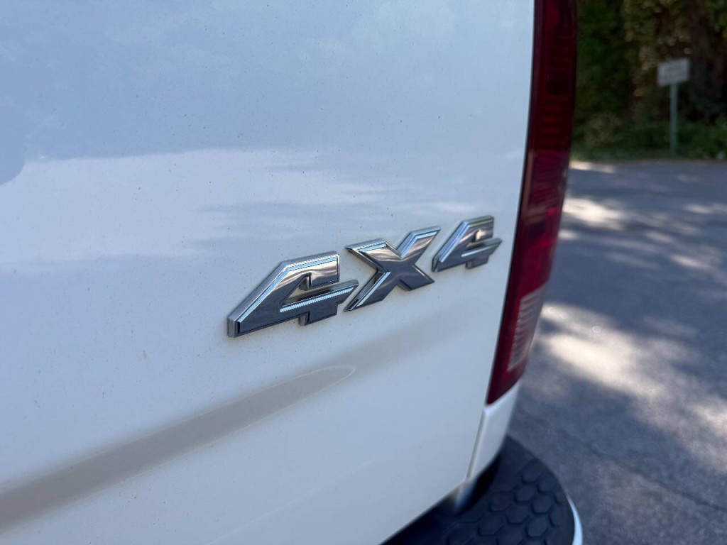 2016 RAM 1500 Image 14