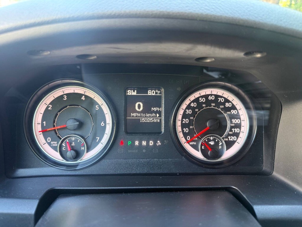 2016 RAM 1500 Image 19
