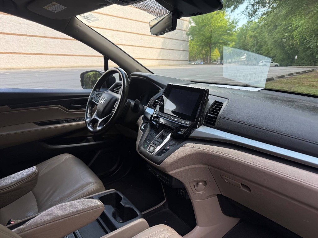 2019 Honda Odyssey Image 12