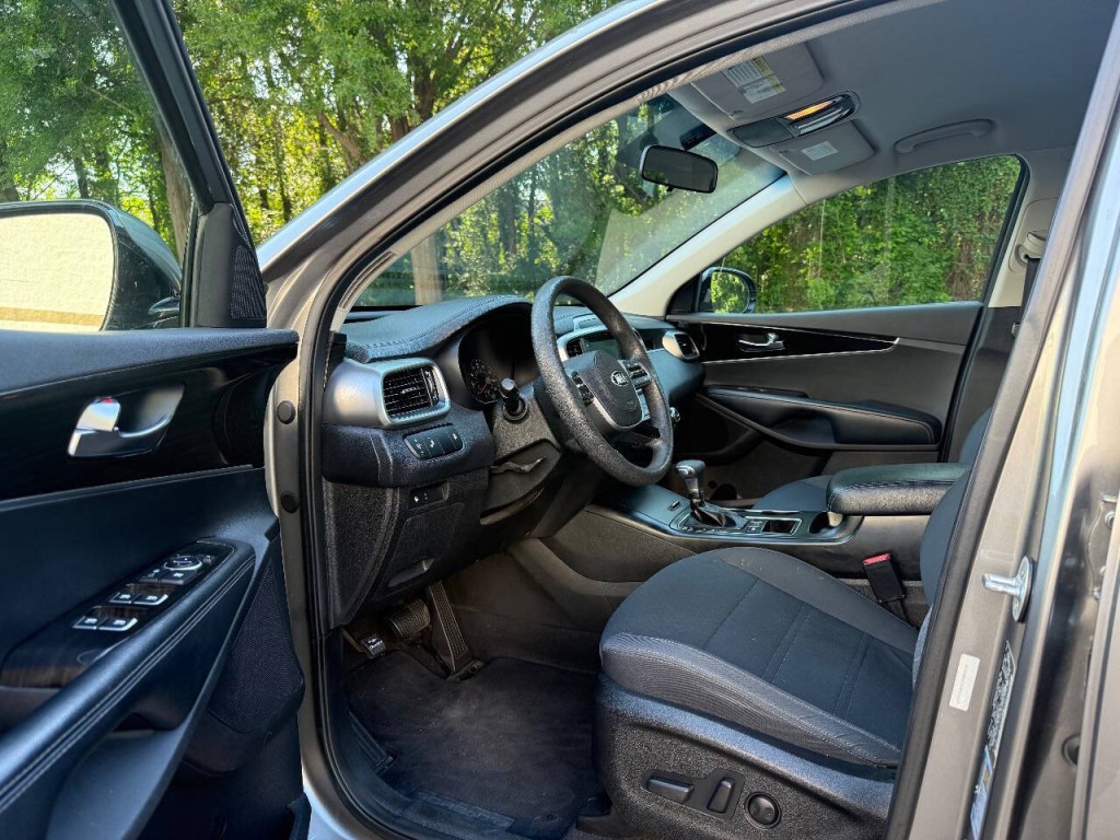 2019 Kia Sorento Image 9
