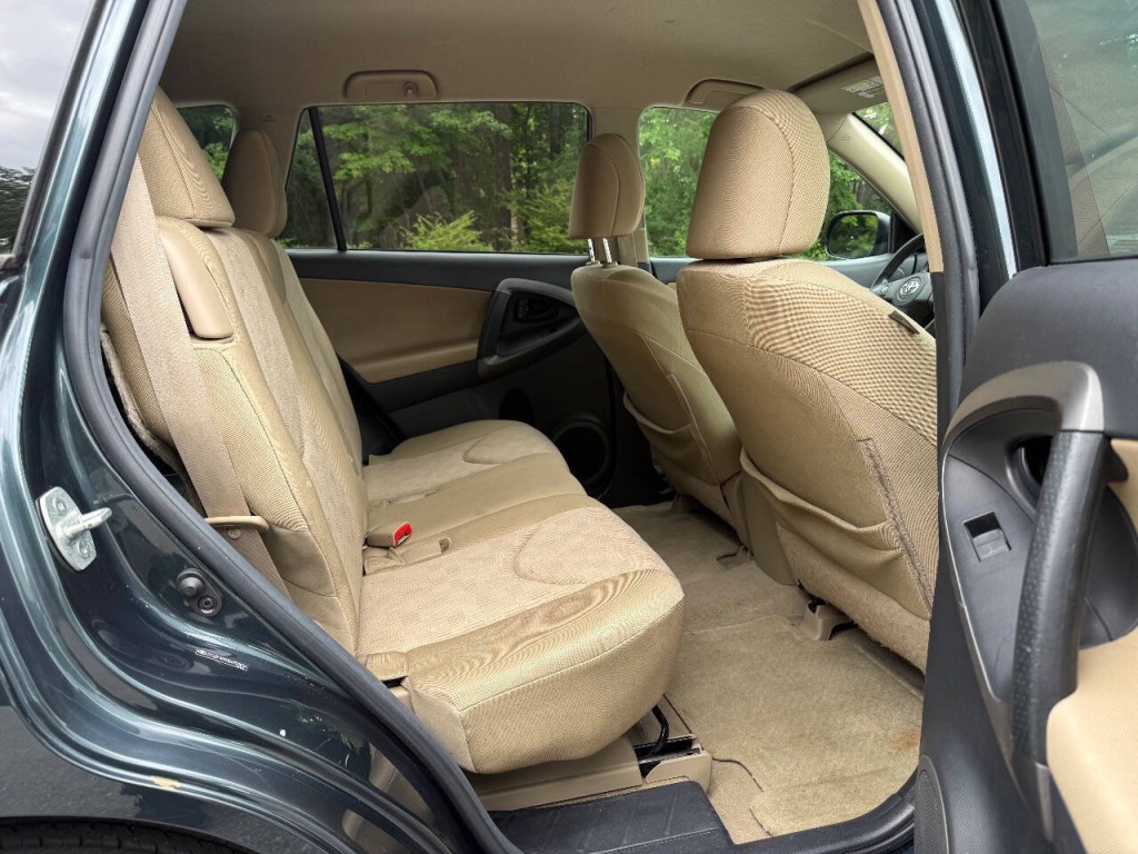 2012 Toyota Rav4 Image 14