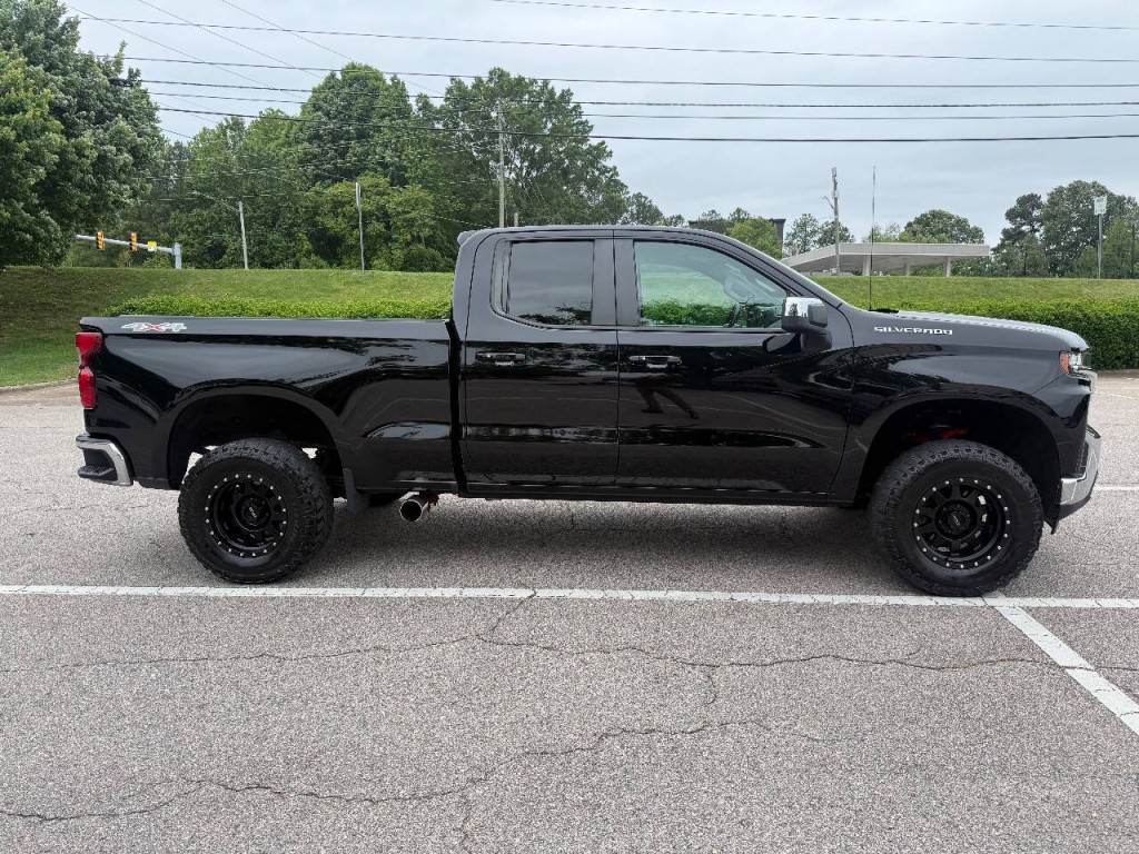 2019 Chevrolet Silverado 1500 Image 3
