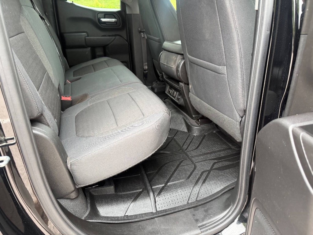 2019 Chevrolet Silverado 1500 Image 17