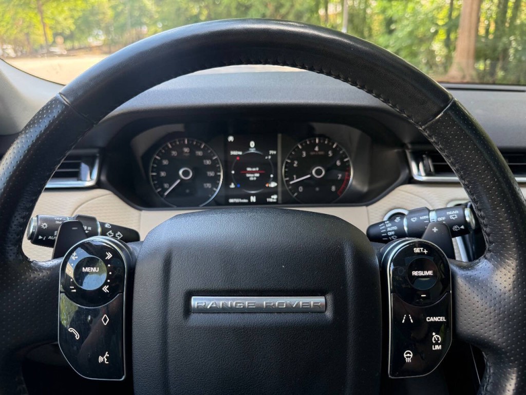2018 Land Rover Range Rover Image 22
