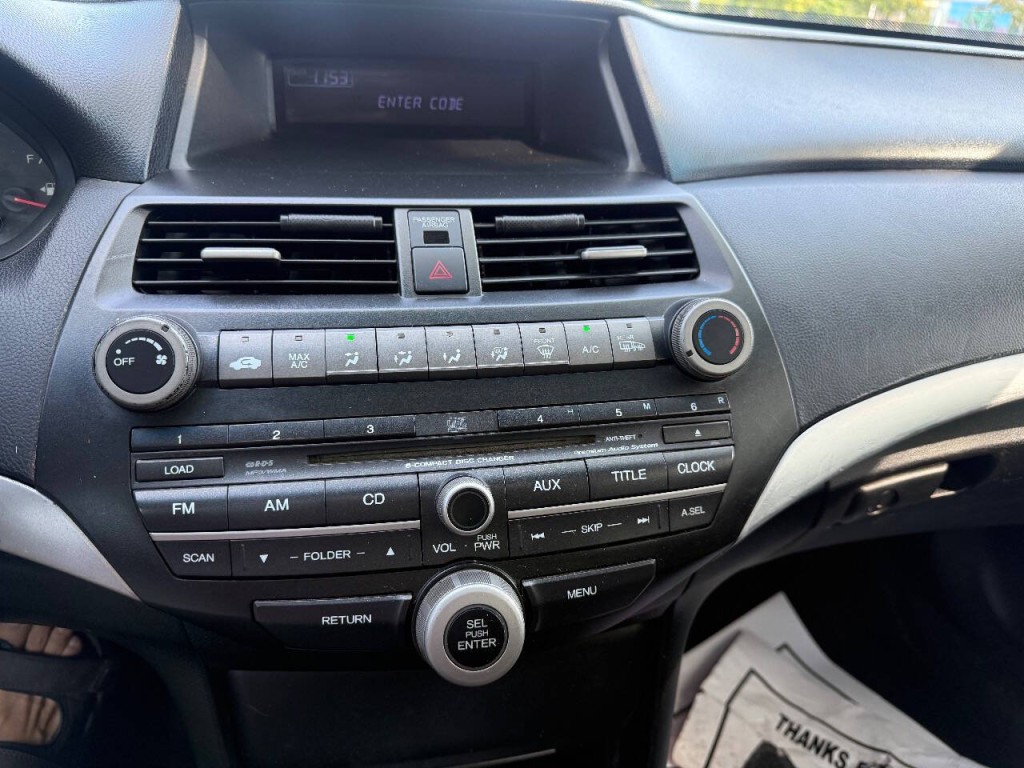 2012 Honda Accord Image 11