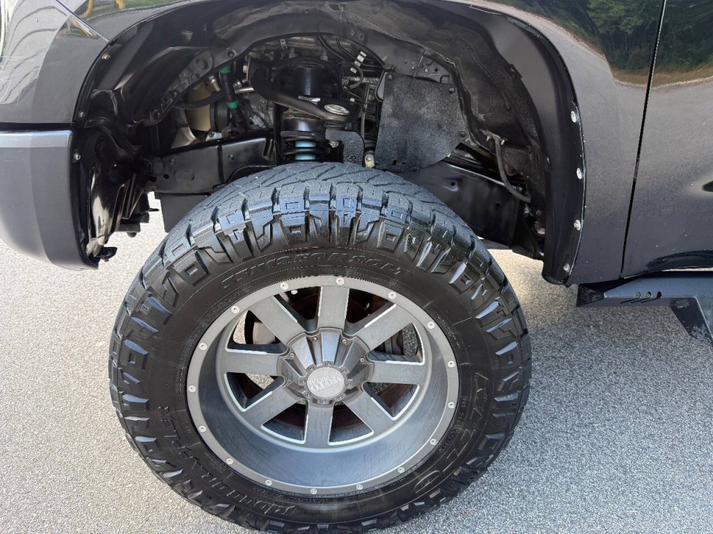 2019 Toyota Tundra Image 21