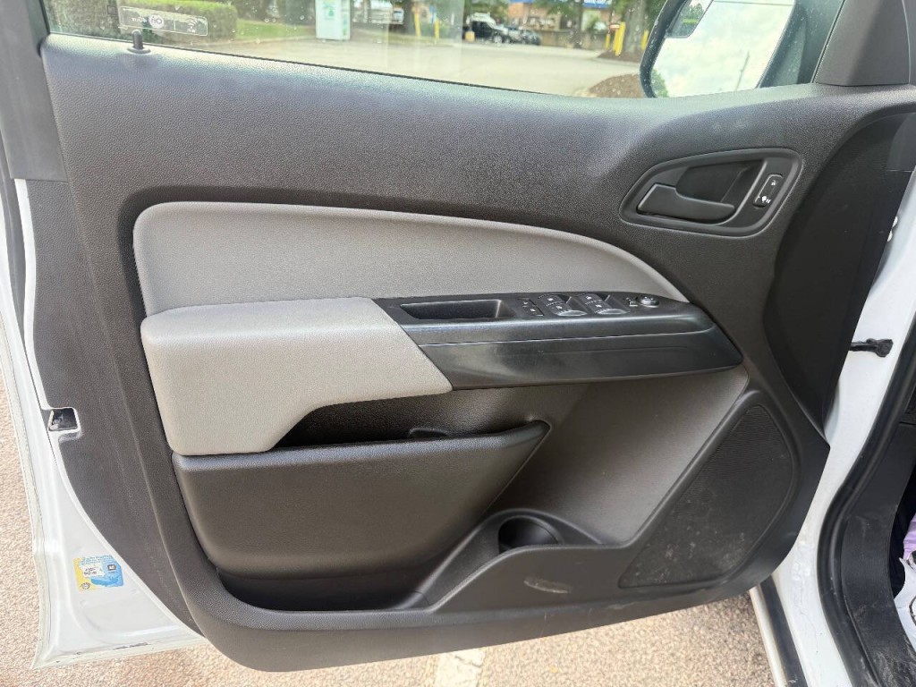 2018 Chevrolet Colorado Image 8