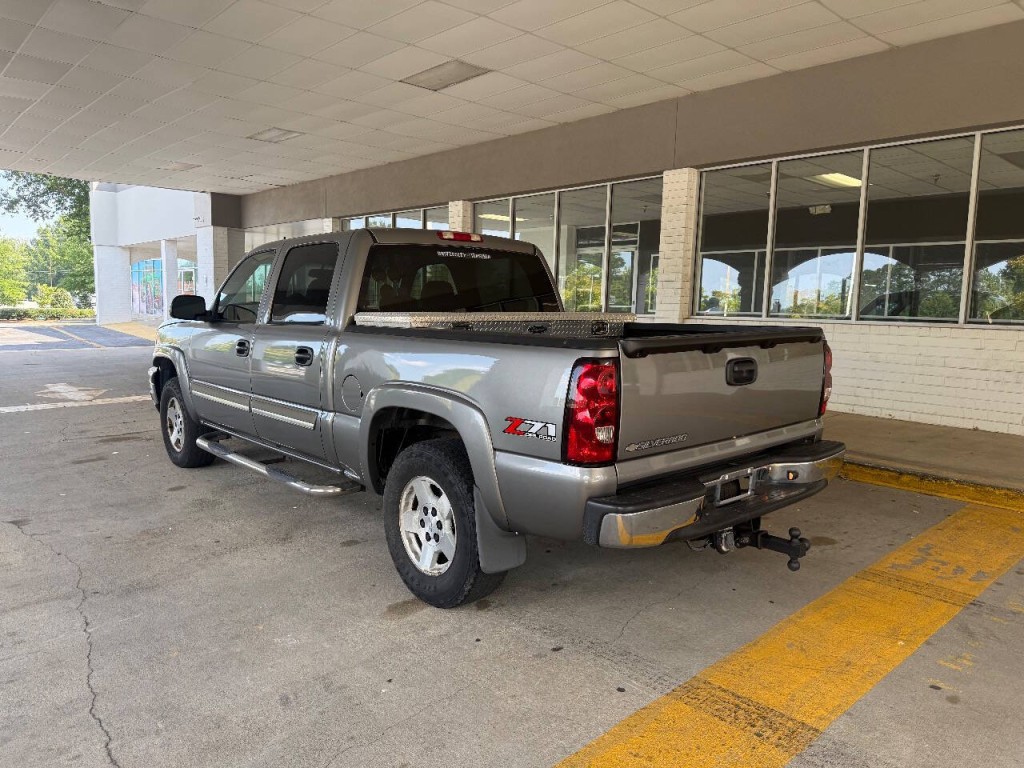 2006 Chevrolet Silverado 1500 Image 6